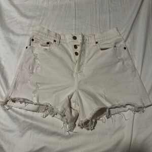 Chic Distressed White Jean Shorts